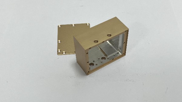 鋁合金CNC加工的原理與優點（diǎn）是什（shí）麽？